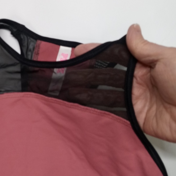 VS Pink Crop Bra - Picture 4 of 6